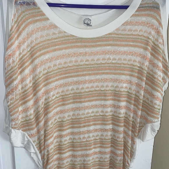 Sun & Moon cinched blouse size small - Picture 4 of 7